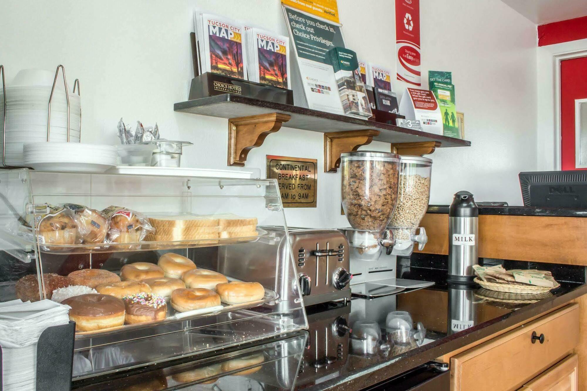 Econo Lodge Тусон Екстер'єр фото